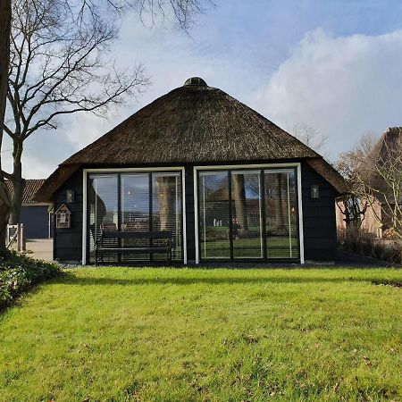 Holiday Home Heeresteeg In Nieuwleusen With Garden De Meele Bagian luar foto