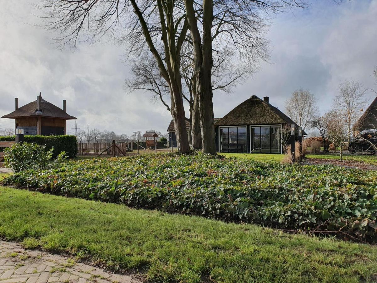 Holiday Home Heeresteeg In Nieuwleusen With Garden De Meele Bagian luar foto