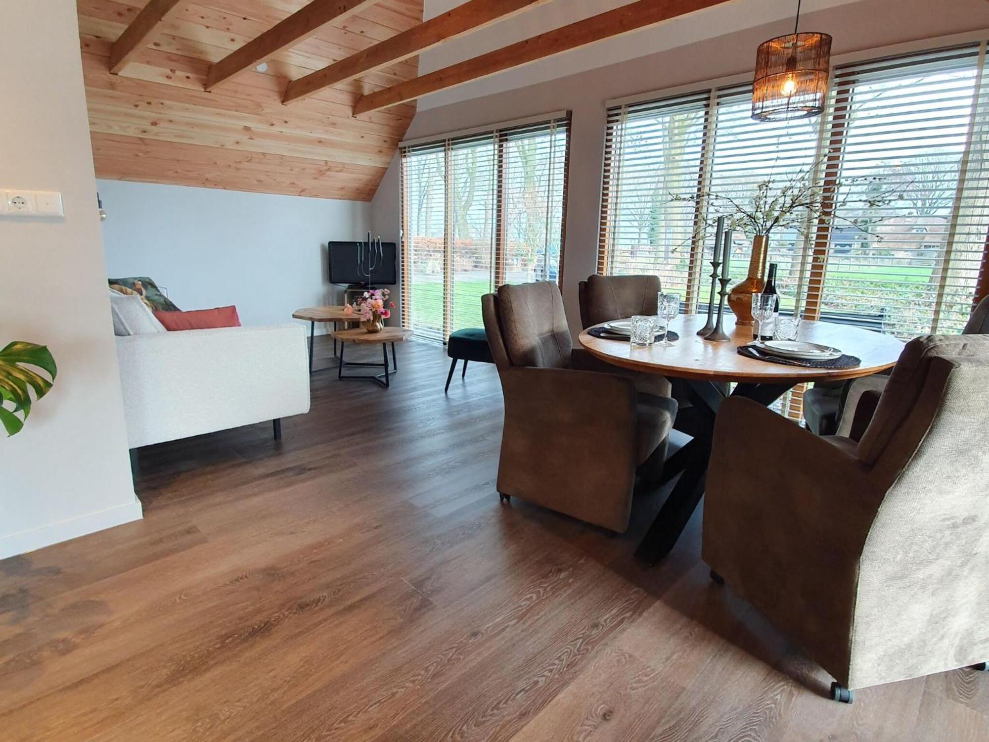 Holiday Home Heeresteeg In Nieuwleusen With Garden De Meele Bagian luar foto
